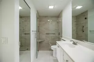 8876 Estepona Ct, Sarasota, FL 34238 - Photo 43