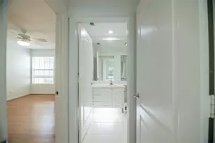 8876 Estepona Ct, Sarasota, FL 34238 - Photo 49