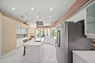4321 Presidential Ave Cir E, Bradenton, FL 34203 - Photo 9