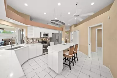 4321 Presidential Avenue Circle E, Bradenton, FL 34203 - Photo 3