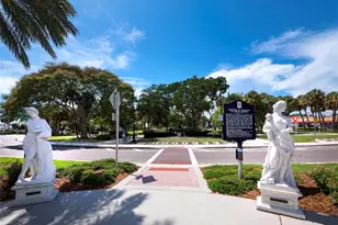 475 Benjamin Franklin Dr, Sarasota, FL 34236 - Photo 43
