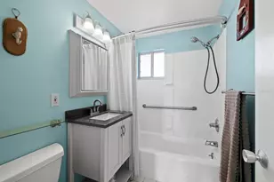 475 Benjamin Franklin Dr, Sarasota, FL 34236 - Photo 13