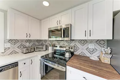 12204 45th Avenue Drive W, Cortez, FL 34215 - Photo 17
