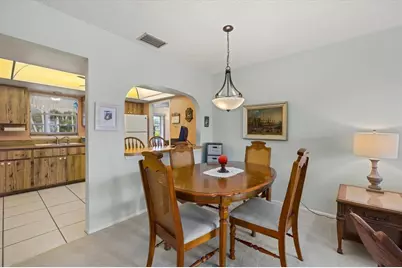 2913 Captiva Gardens Drive #2, Sarasota, FL 34231 - Photo 5