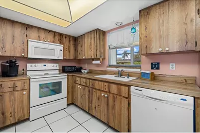 2913 Captiva Gardens Drive #2, Sarasota, FL 34231 - Photo 15