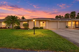 2913 Captiva Gardens Dr, Sarasota, FL 34231 - Photo 1