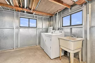 266 Camelot Dr, Nokomis, FL 34275 - Photo 33