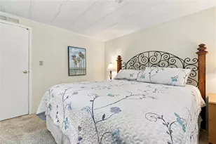 266 Camelot Dr, Nokomis, FL 34275 - Photo 21