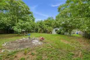 2219 11th Ave W, Bradenton, FL 34205 - Photo 7