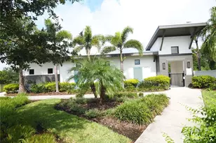 1734 Woodleaf Hammock Ct, Bradenton, FL 34211 - Photo 3