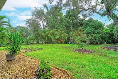 126 Holly Avenue, Sarasota, FL 34243 - Photo 37