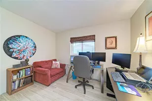 126 Holly Ave, Sarasota, FL 34243 - Photo 23