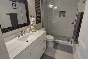 [Address not provided], Sarasota, FL 34243 - Photo 11