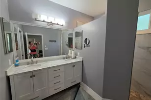 [Address not provided], Sarasota, FL 34243 - Photo 9
