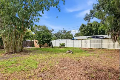 2533 Hawthorne Street, Sarasota, FL 34239 - Photo 11