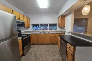 829 68th Ave S, Saint Petersburg, FL 33705 - Photo 7