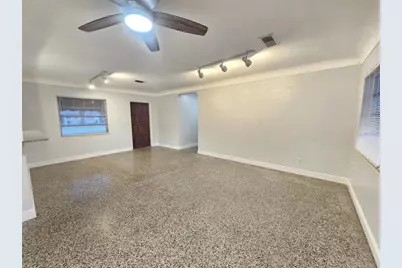 829 68th Avenue S, Saint Petersburg, FL 33705 - Photo 13