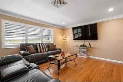 3323 Spring Mill Circle, Sarasota, FL 34239 - Photo 7