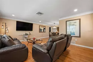 3323 Springmill Cir, Sarasota, FL 34239 - Photo 5