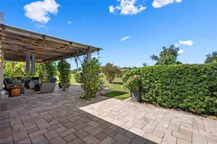3323 Springmill Cir, Sarasota, FL 34239 - Photo 35