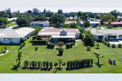 3323 Spring Mill Circle, Sarasota, FL 34239 - Photo 41