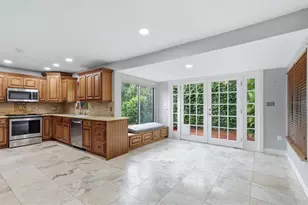 1800 Alta Vista St, Sarasota, FL 34236 - Photo 15