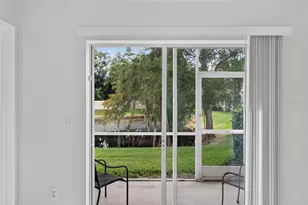 3707 Parkridge Cir, Sarasota, FL 34243 - Photo 9