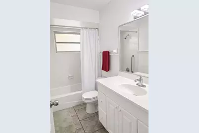 470 Rubens Drive E, Nokomis, FL 34275 - Photo 17