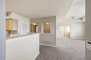 1195 Villagio Cir, Sarasota, FL 34237 - Photo 11