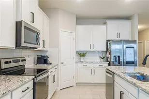 5246 Grove Mill Loop, Bradenton, FL 34211 - Photo 13