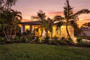 700 Longboat Ct, Longboat Key, FL 34228 - Photo 1