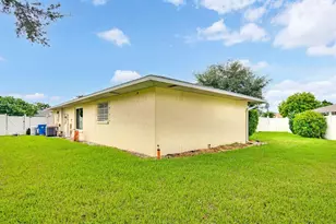 6806 21st Ave Terrace W, Bradenton, FL 34209 - Photo 35