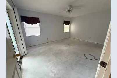 444 W Central Avenue, Orange City, FL 32763 - Photo 7