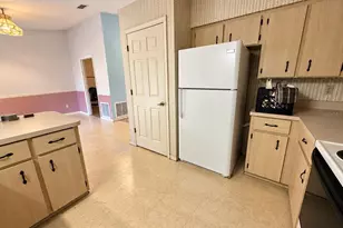 444 W Central Ave, Orange City, FL 32763 - Photo 5