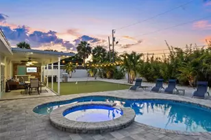 5218 6th Ave Dr W, Bradenton, FL 34209 - Photo 5