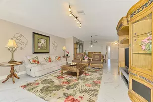 32 Pebble Rock Dr, Venice, FL 34293 - Photo 13