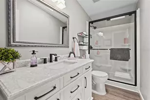 8470 Imperial Cir, Palmetto, FL 34221 - Photo 25