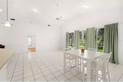 2147 Wasatch Drive, Sarasota, FL 34235 - Photo 9