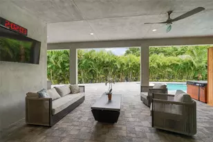3946 Country View Dr, Sarasota, FL 34233 - Photo 67