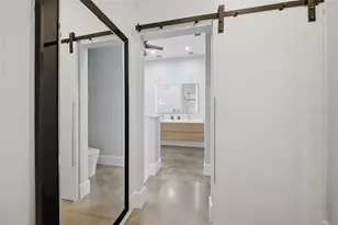 2476 Floyd St, Sarasota, FL 34239 - Photo 15