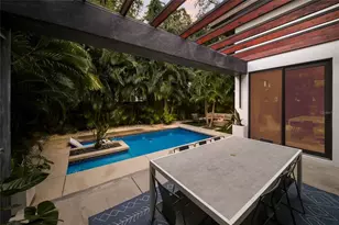 2476 Floyd St, Sarasota, FL 34239 - Photo 67