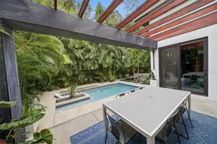 2476 Floyd St, Sarasota, FL 34239 - Photo 21