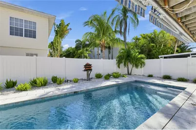 264 S Harbor Drive, Holmes Beach, FL 34217 - Photo 35