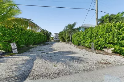 264 S Harbor Drive, Holmes Beach, FL 34217 - Photo 45