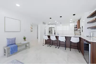 605 Sutton Place #101, Longboat Key, FL 34228 - Photo 11
