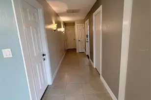 2320 Aquabluff Pl, Sarasota, FL 34231 - Photo 9