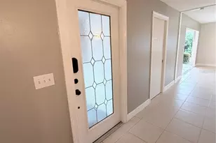 2320 Aquabluff Pl, Sarasota, FL 34231 - Photo 13