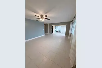 2320 Aquabluff Place #V274, Sarasota, FL 34231 - Photo 11
