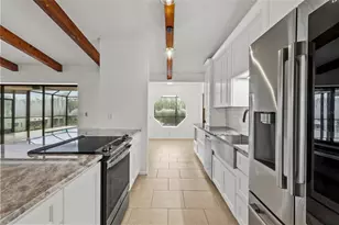 5424 America Dr, Sarasota, FL 34231 - Photo 13
