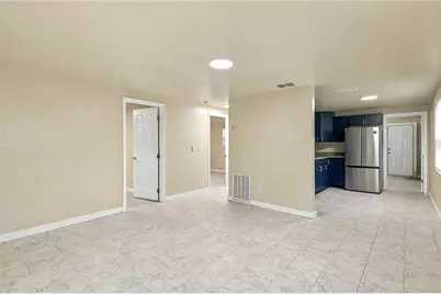 4212 9th Street E, Bradenton, FL 34208 - Photo 5